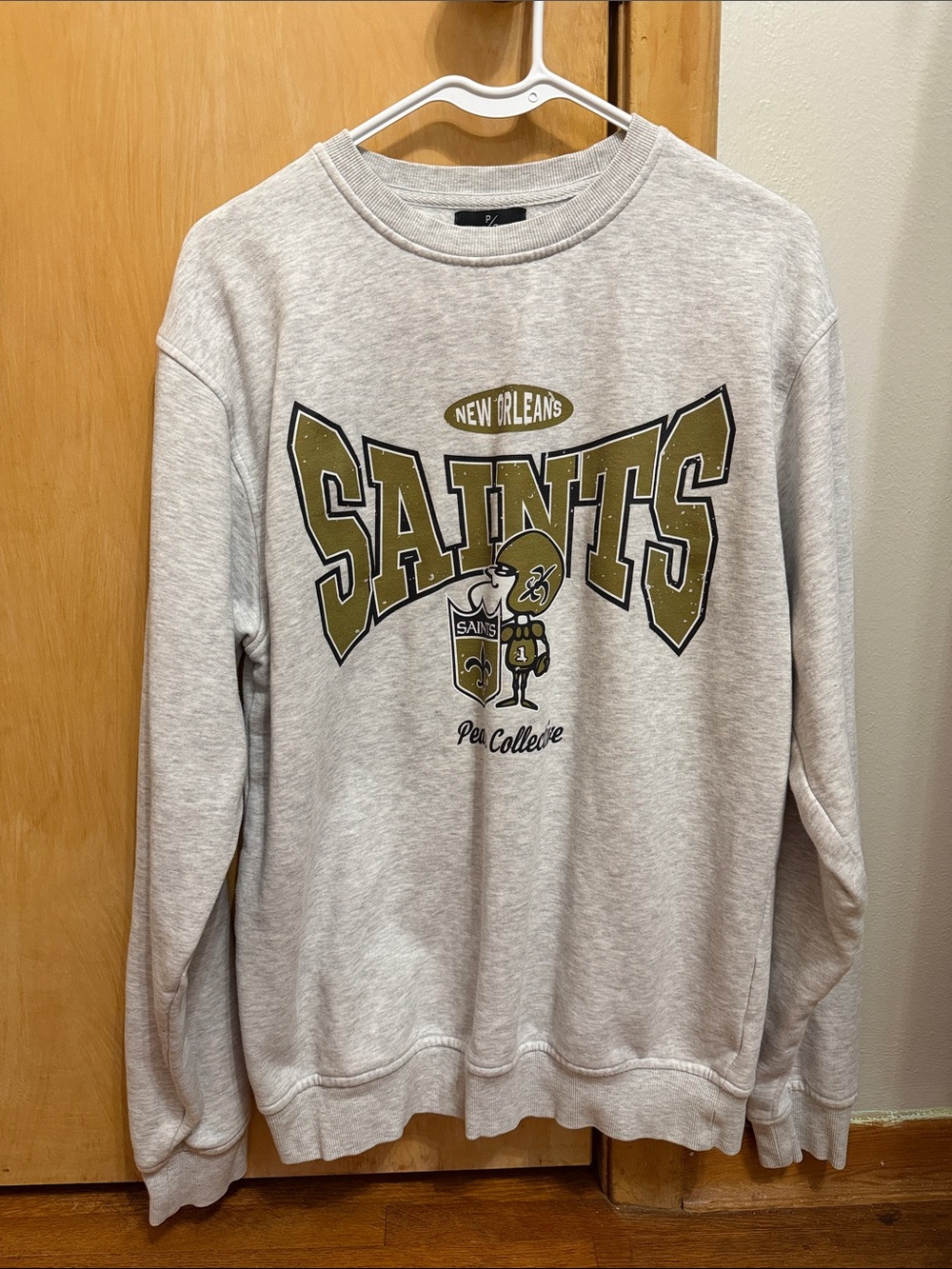 Saints Graphic Crewneck Sweatshirt - Light Gray